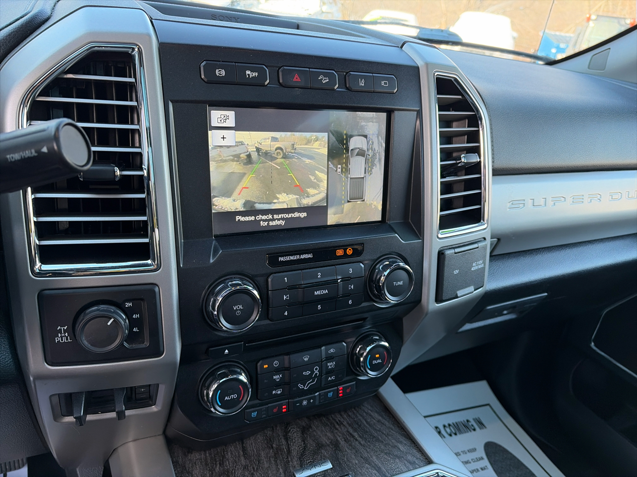 Ford F-350 SD Lariat Crew Cab 4WD 2017