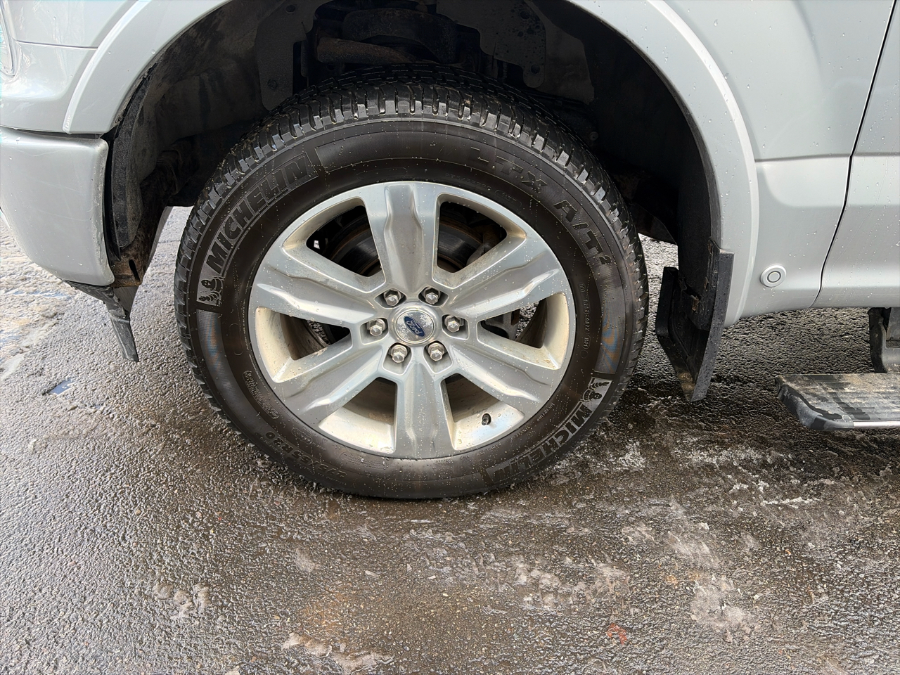 Ford F-150 Platinum SuperCrew 5.5-ft. Bed 4WD 2018