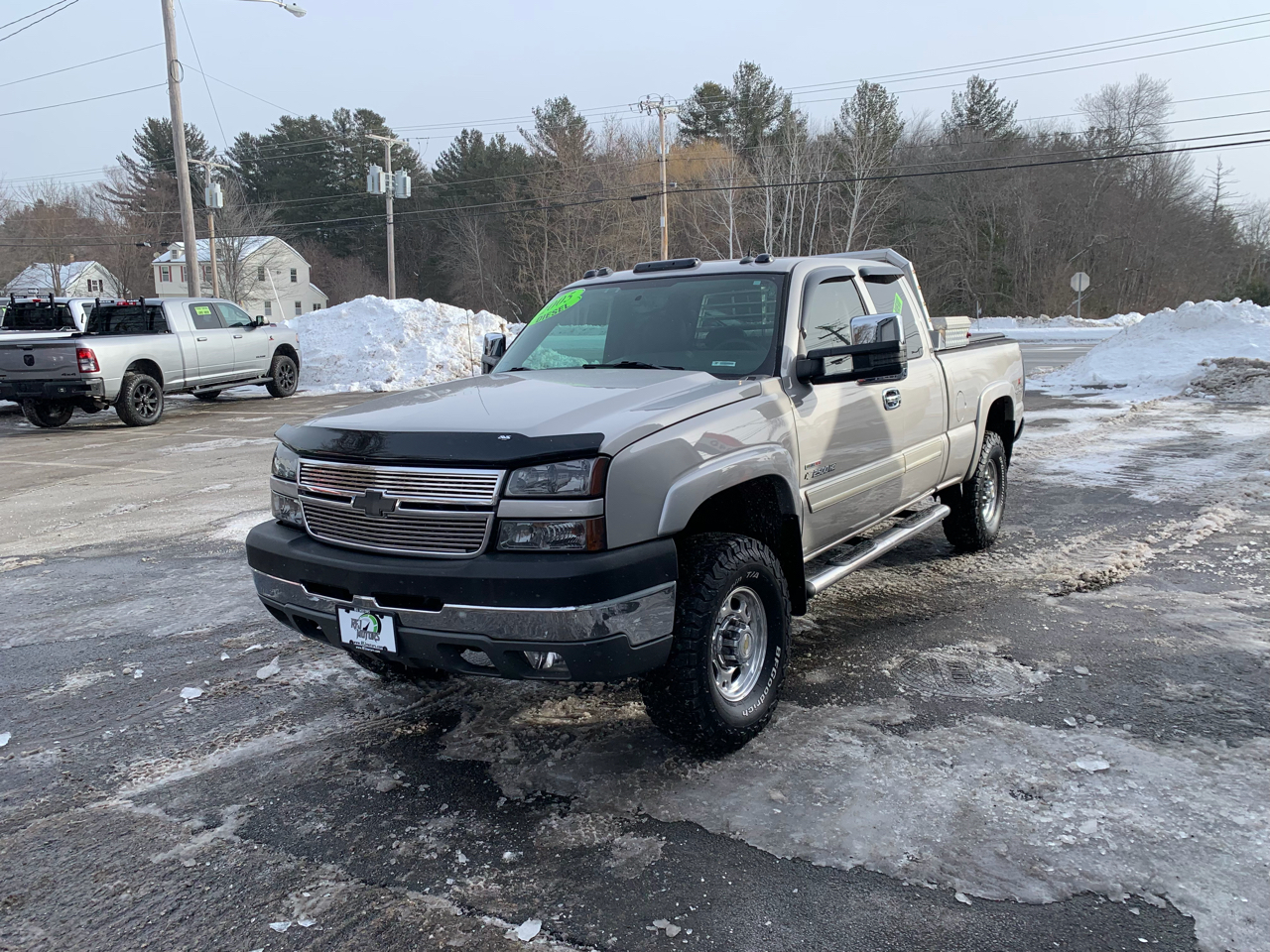 Chevrolet Silverado 2500HD LT Ext. Cab Short Bed 4WD 2005