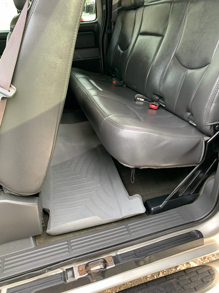 Chevrolet Silverado 2500HD LT Ext. Cab Short Bed 4WD 2005