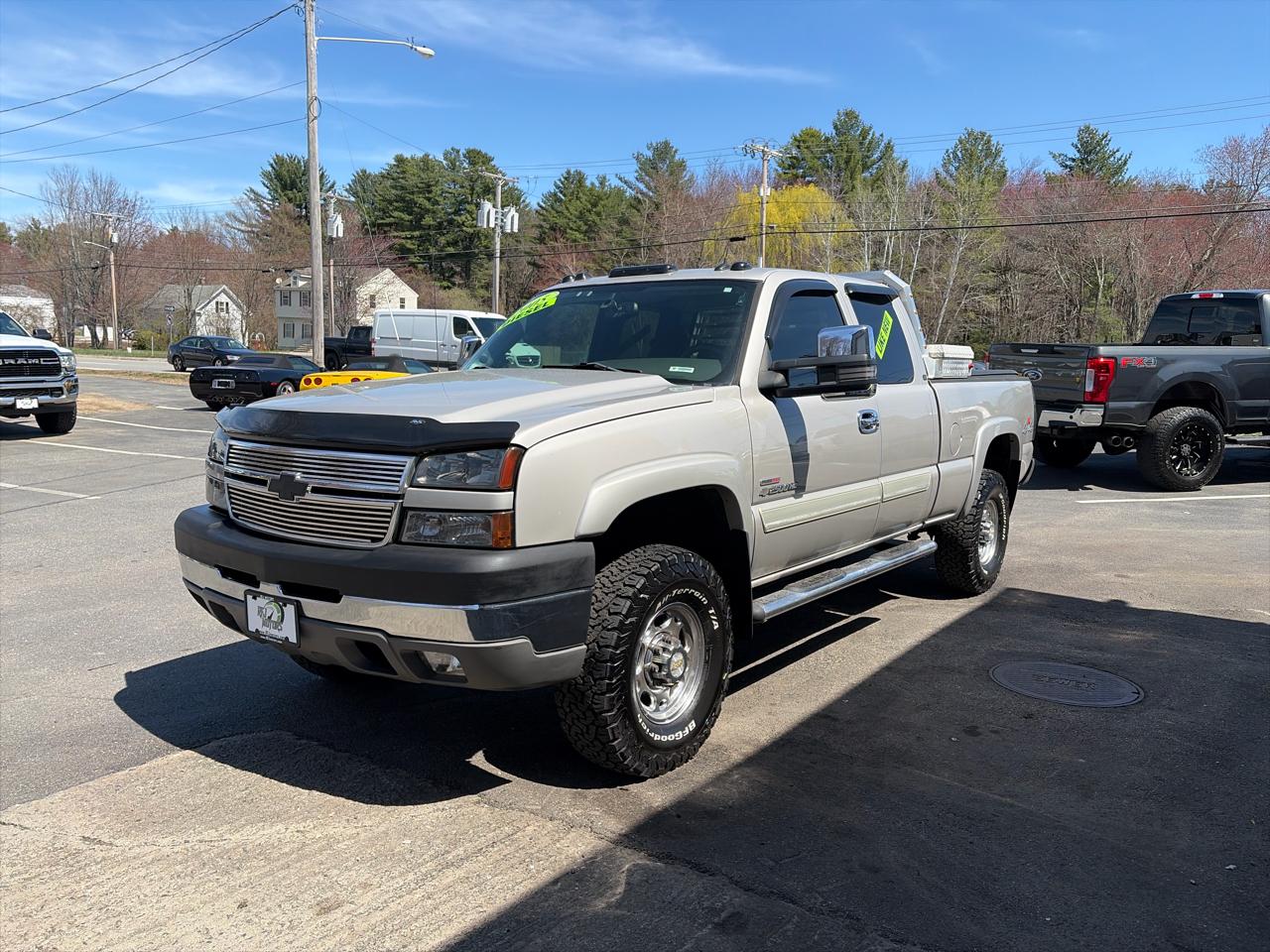 Chevrolet Silverado 2500HD LT Ext. Cab Short Bed 4WD 2005