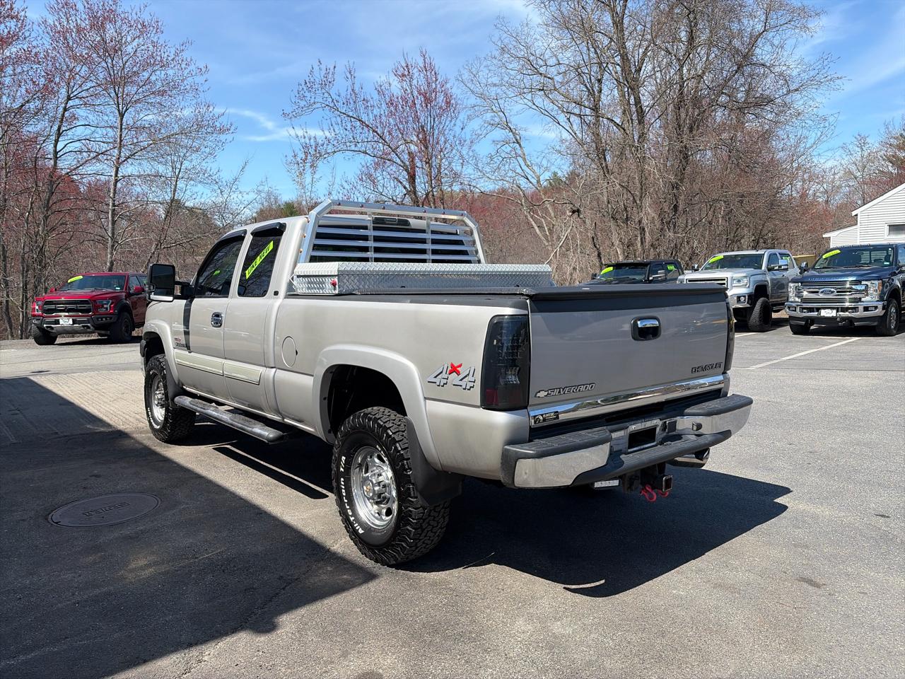 Chevrolet Silverado 2500HD LT Ext. Cab Short Bed 4WD 2005