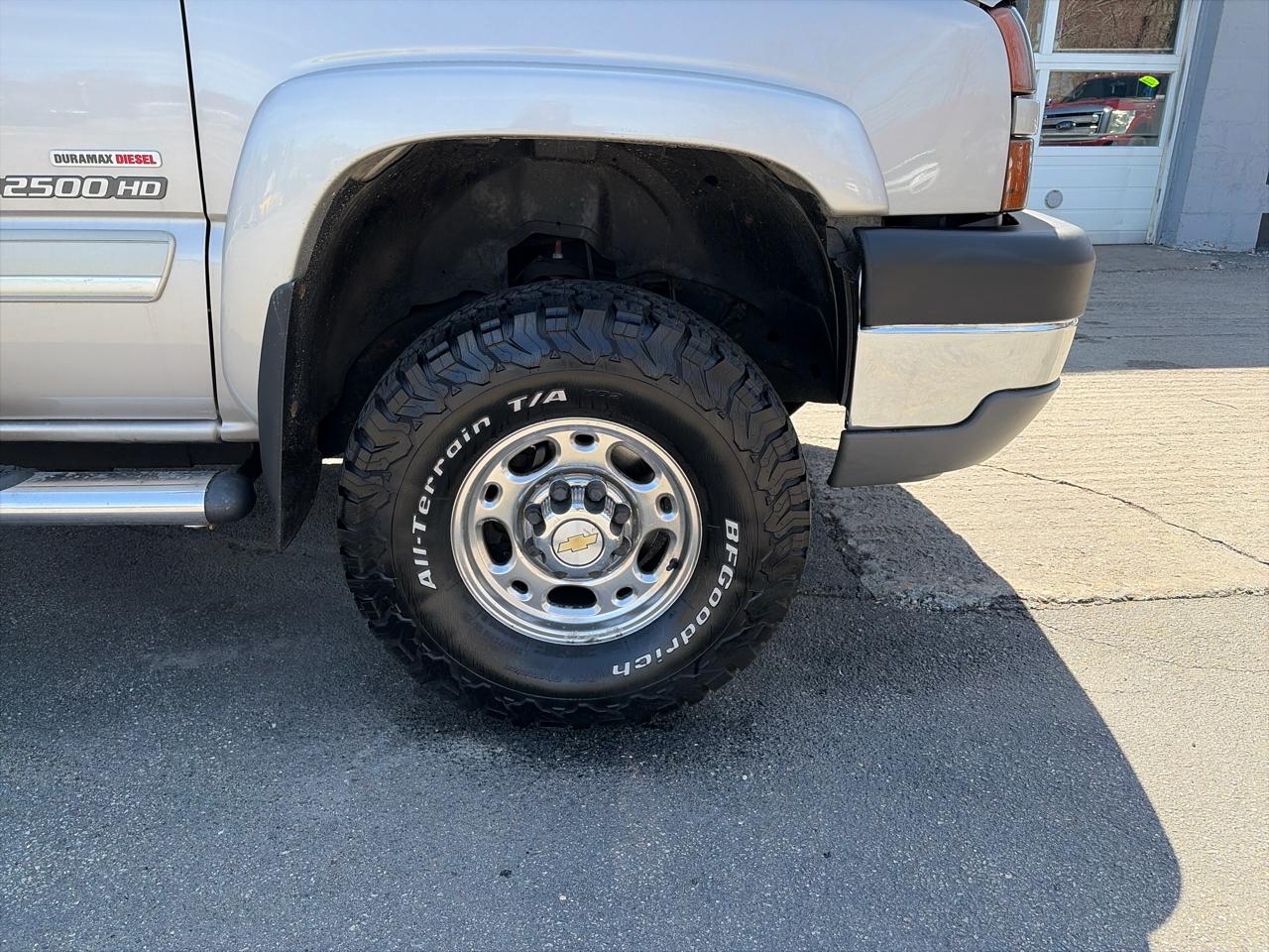 Chevrolet Silverado 2500HD LT Ext. Cab Short Bed 4WD 2005