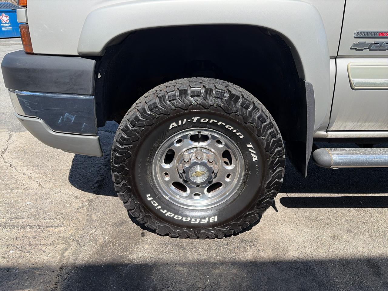 Chevrolet Silverado 2500HD LT Ext. Cab Short Bed 4WD 2005