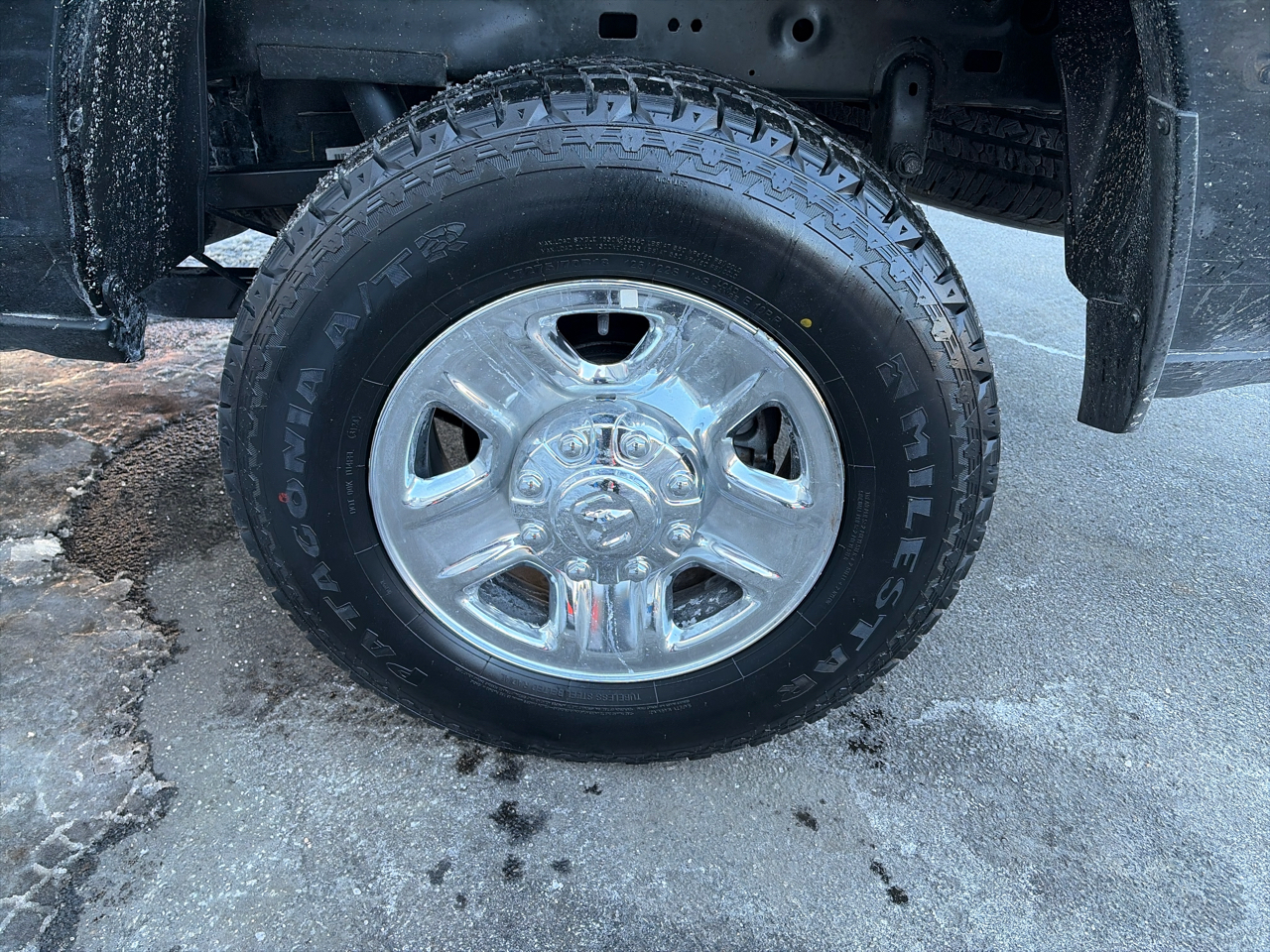 RAM 2500 Big Horn Crew Cab 4WD 2022