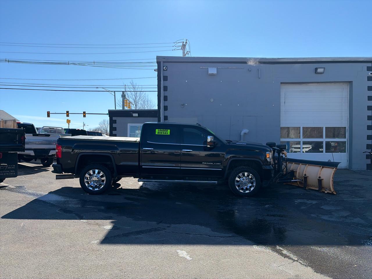 GMC Sierra 2500HD Denali Crew Cab 4WD 2018