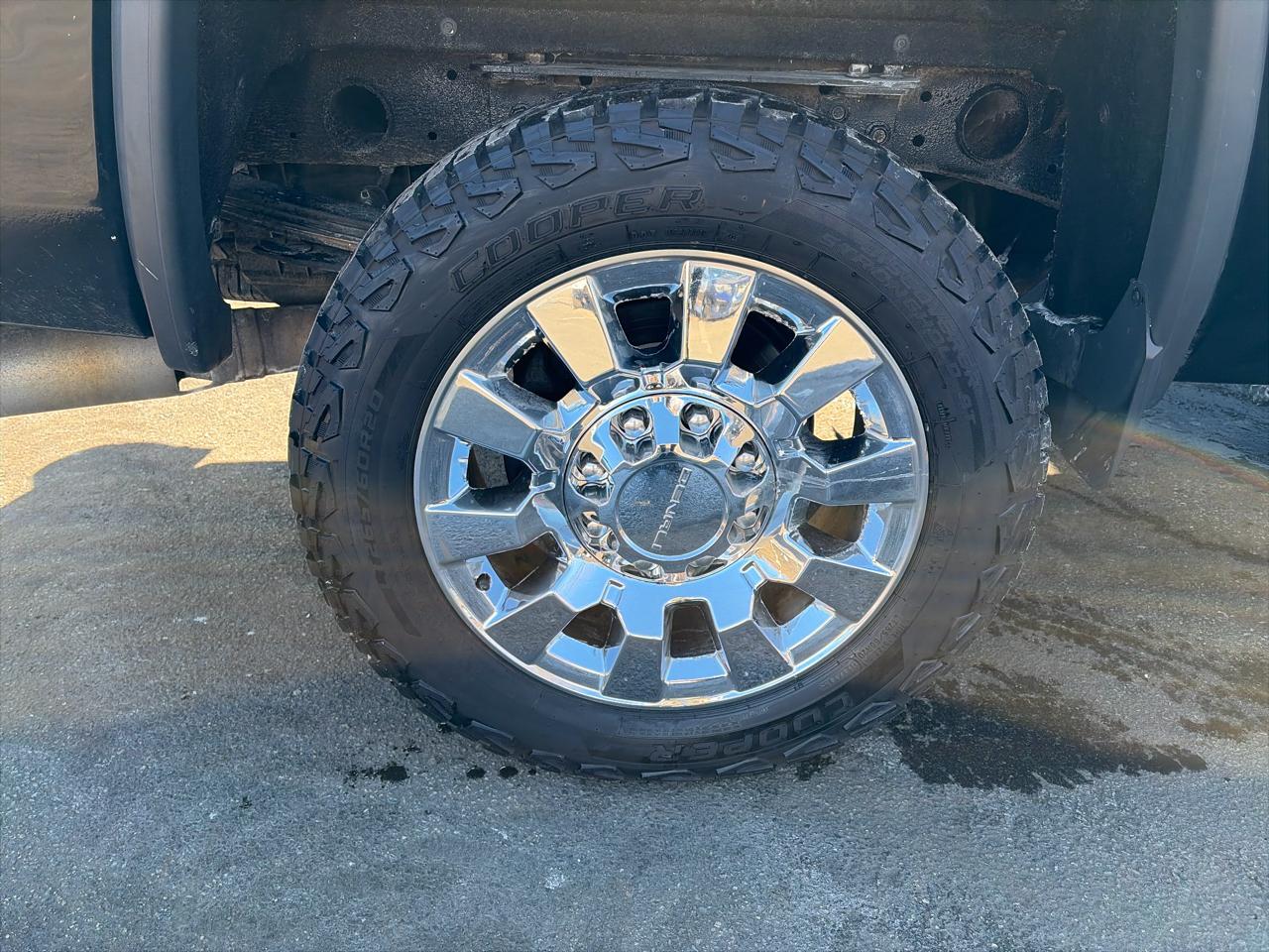 GMC Sierra 2500HD Denali Crew Cab 4WD 2018