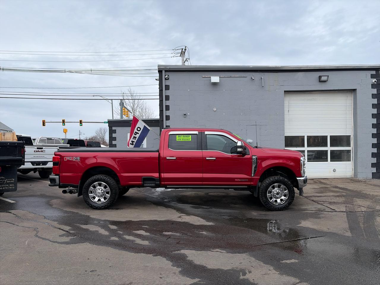 Ford F-350 SD King Ranch Crew Cab Long Bed 4WD 2024