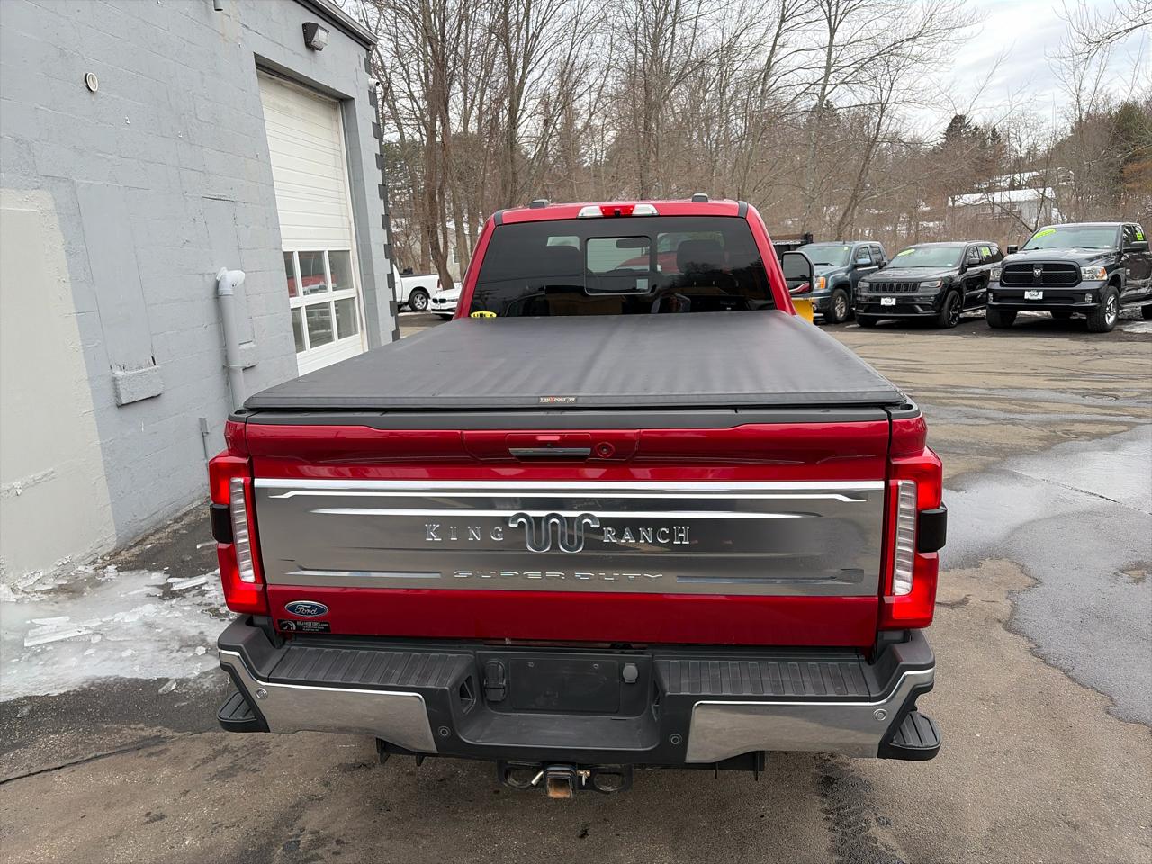 Ford F-350 SD King Ranch Crew Cab Long Bed 4WD 2024