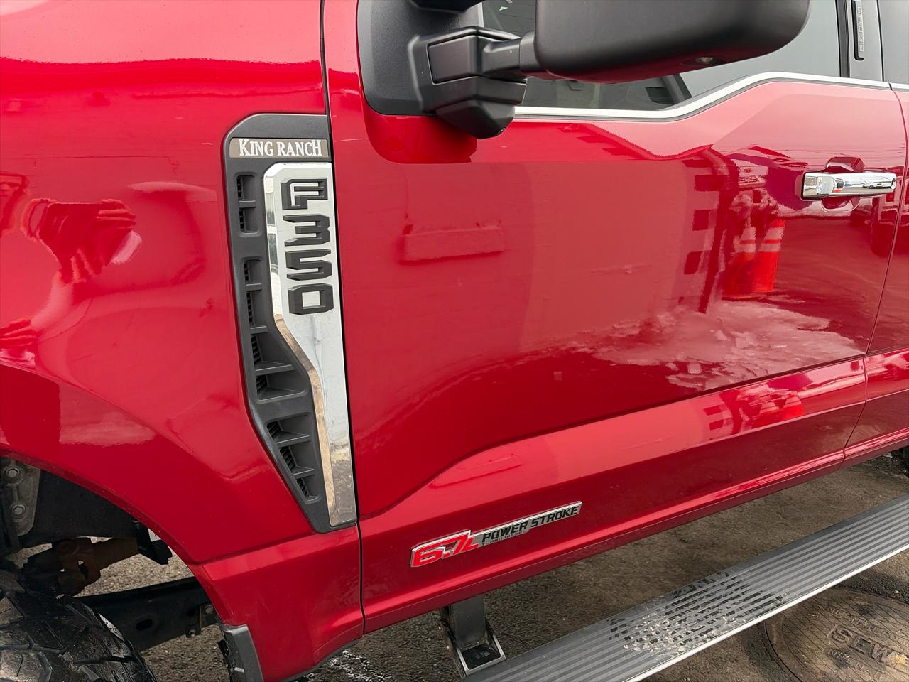 Ford F-350 SD King Ranch Crew Cab Long Bed 4WD 2024