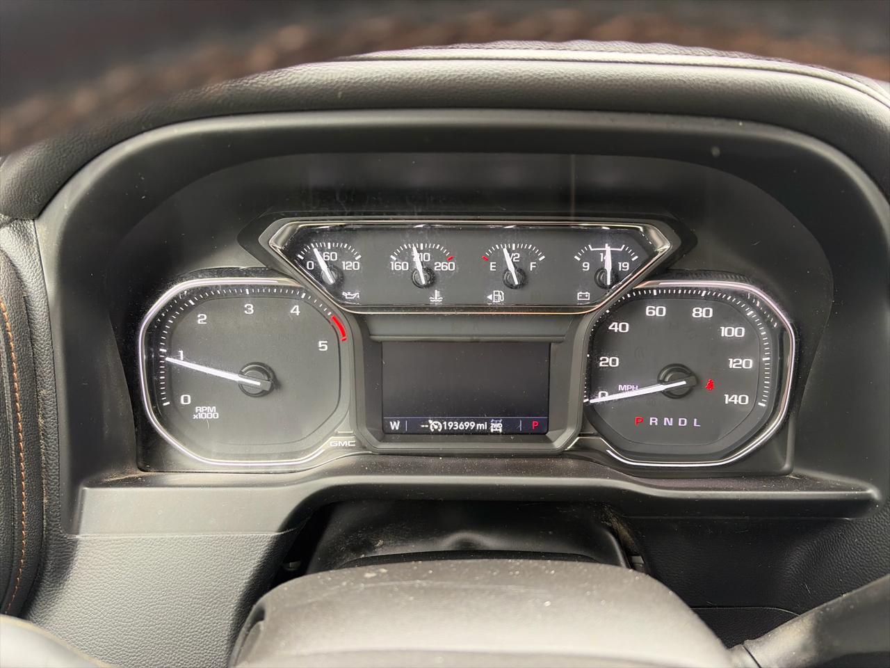 GMC Sierra 2500HD AT4 Crew Cab 4WD 2022