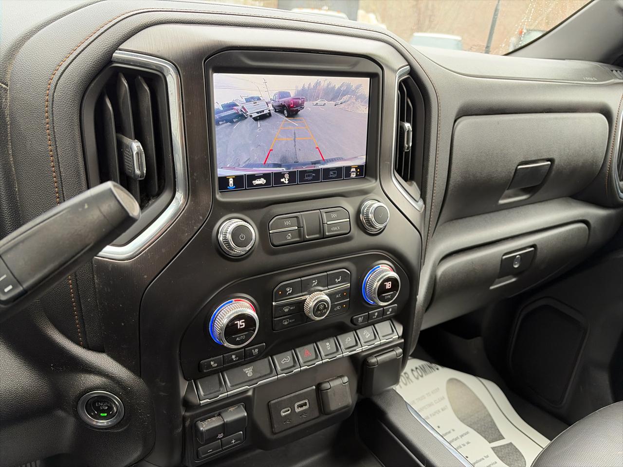 GMC Sierra 2500HD AT4 Crew Cab 4WD 2022