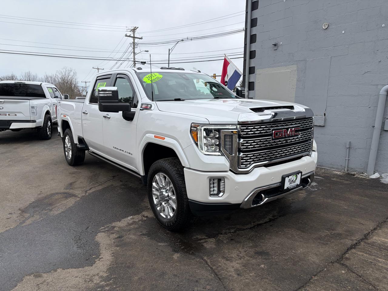 GMC Sierra 3500HD Denali Crew Cab 4WD 2022