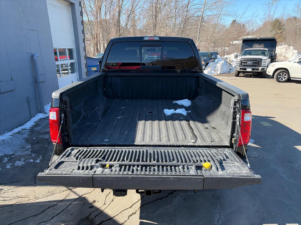 Ford F-250 SD Lariat Crew Cab Short Bed 4WD 2015