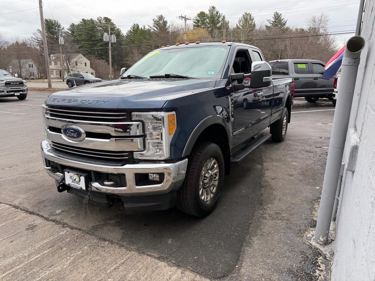 Ford F-250 SD Lariat SuperCab LWB 4WD 2017