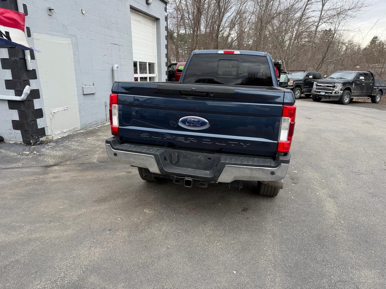 Ford F-250 SD Lariat SuperCab LWB 4WD 2017