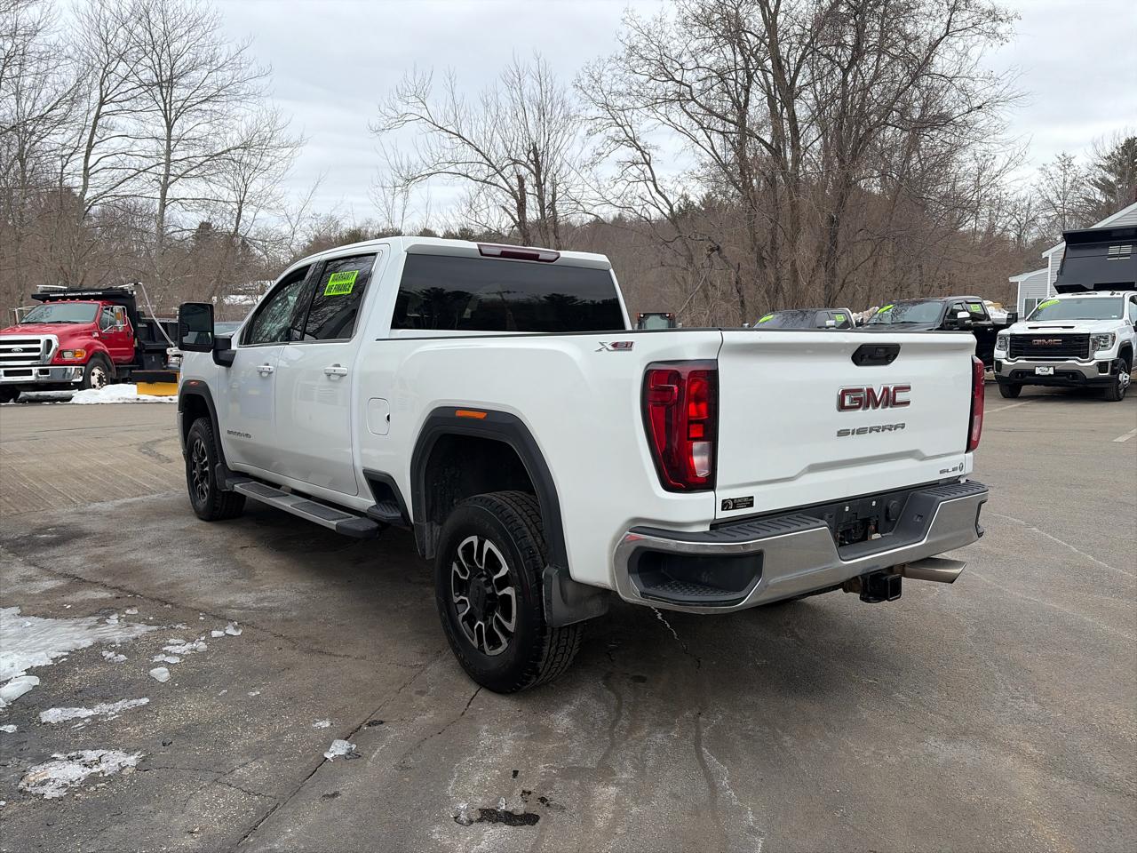 GMC Sierra 2500HD AT4 Crew Cab 4WD 2020