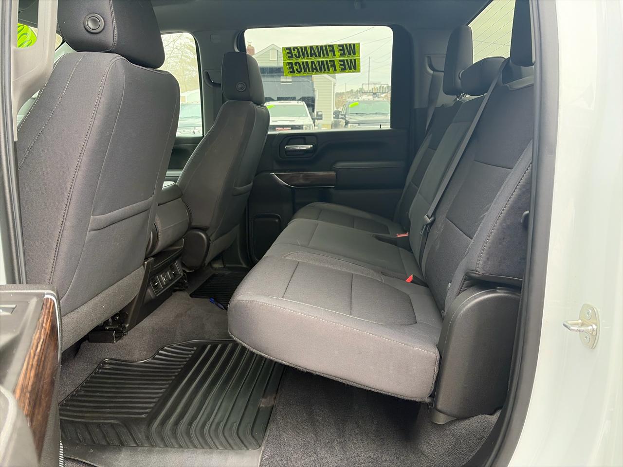 GMC Sierra 2500HD AT4 Crew Cab 4WD 2020