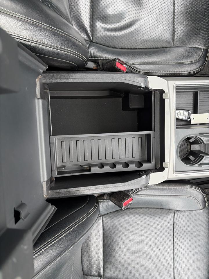 Ford F-350 SD Lariat Crew Cab Long Bed DRW 4WD 2017