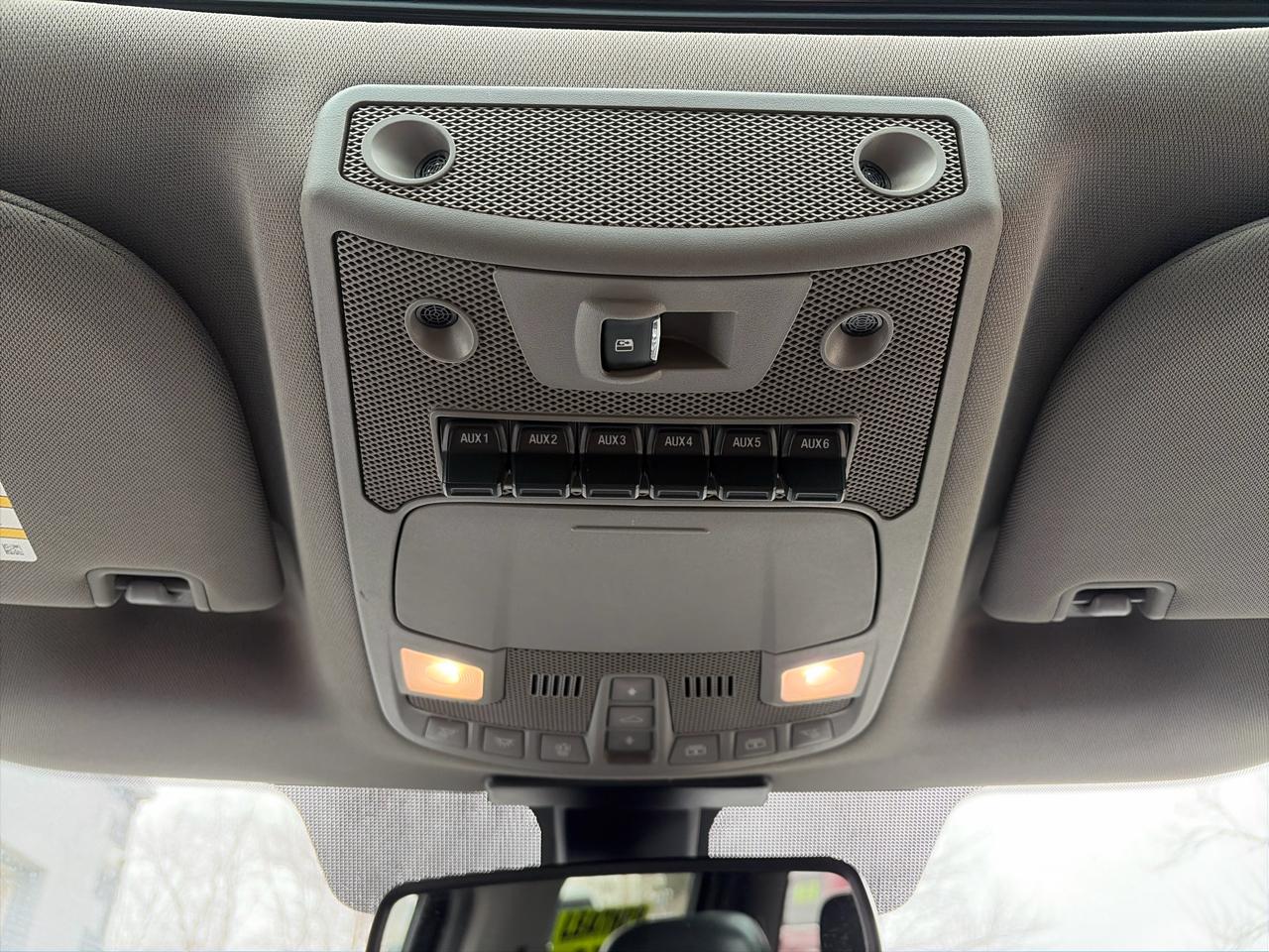 Ford F-350 SD Lariat Crew Cab Long Bed DRW 4WD 2017