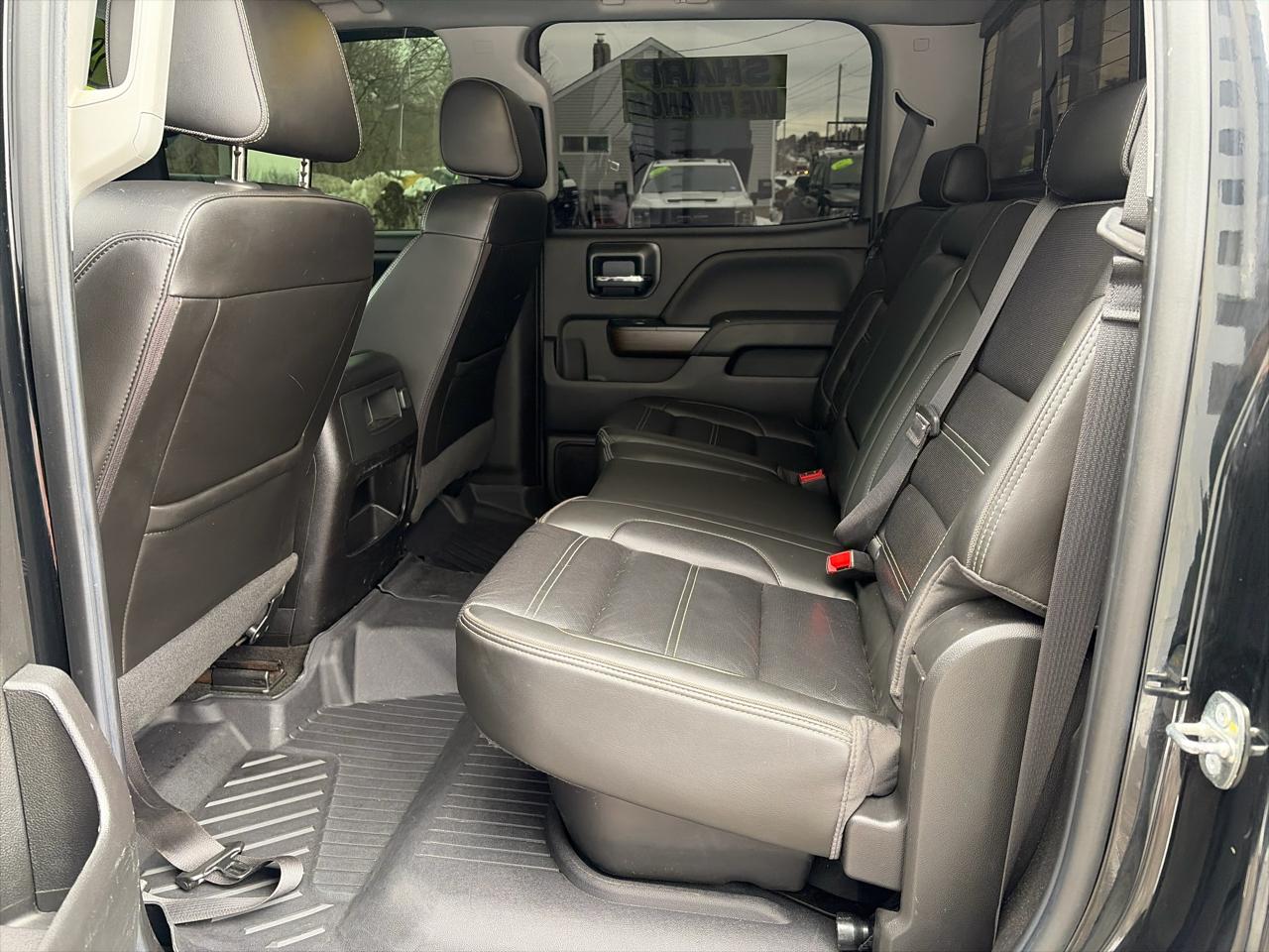 GMC Sierra 2500HD Denali Crew Cab 4WD 2018