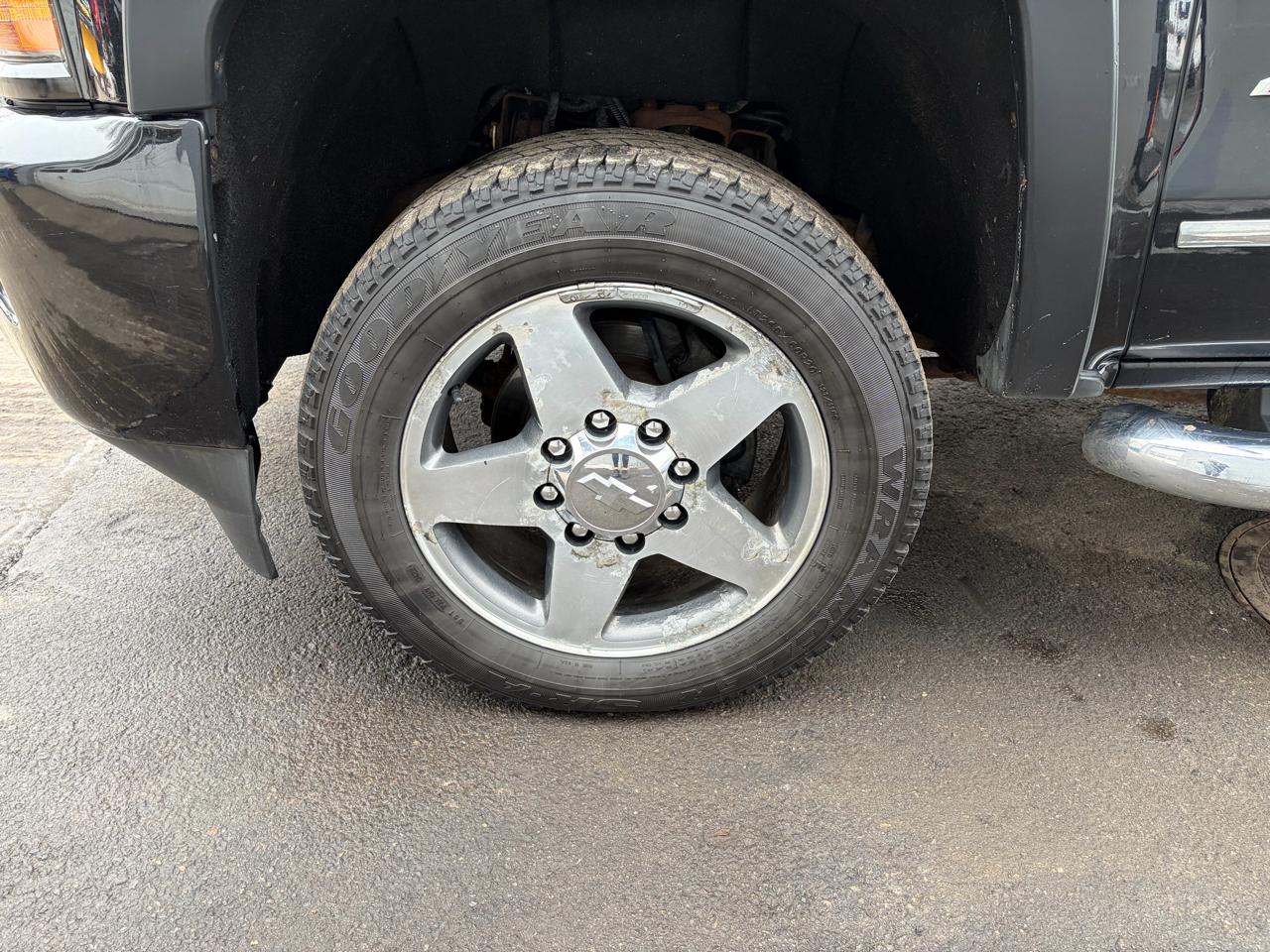 Chevrolet Silverado 2500HD LTZ Crew Cab 4WD 2016