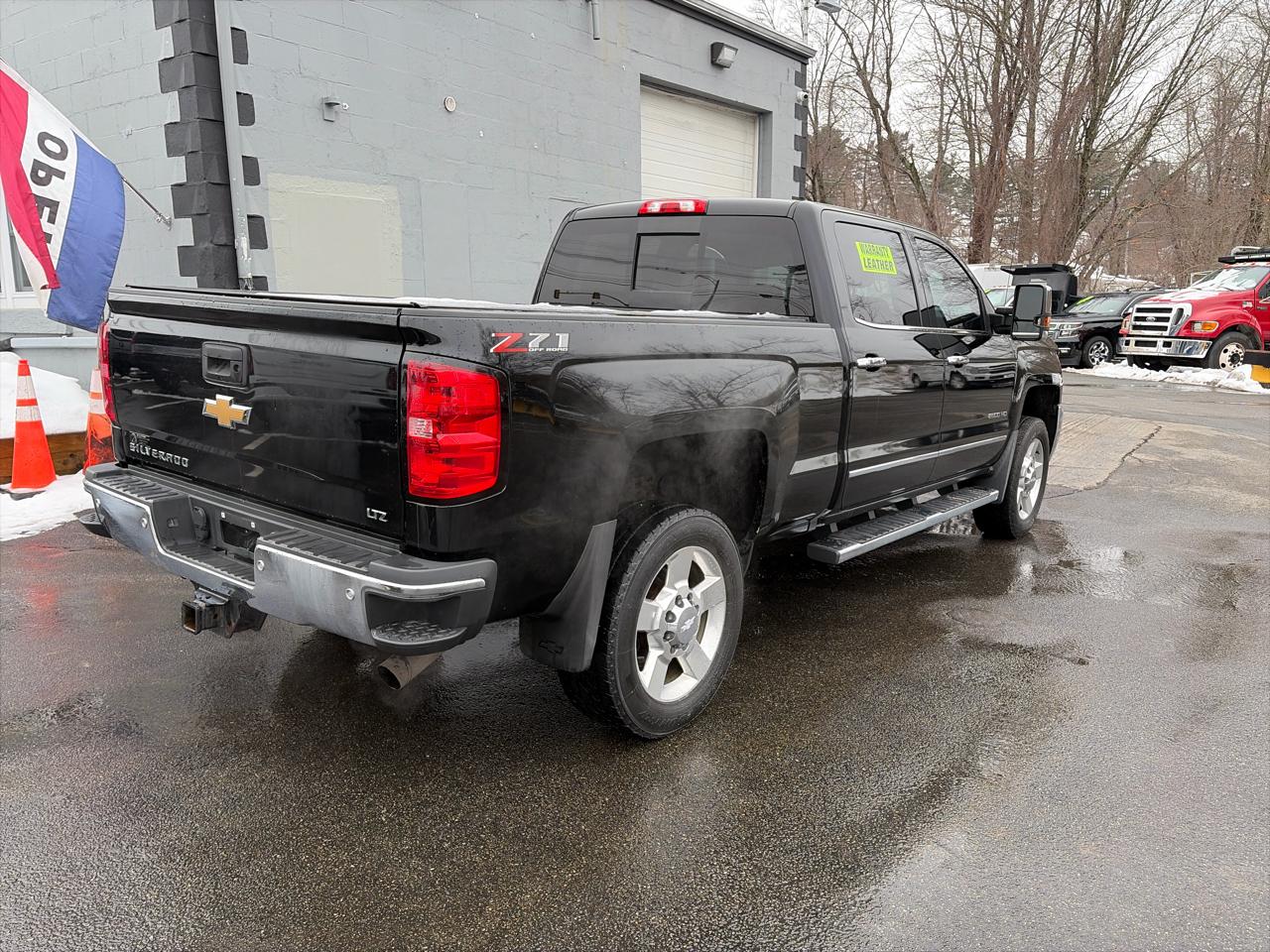 Chevrolet Silverado 2500HD LTZ Crew Cab Short Box 4WD 2019