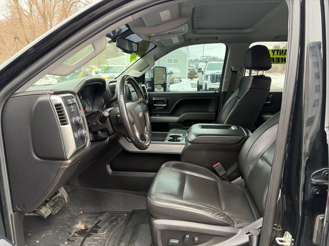 Chevrolet Silverado 2500HD LTZ Crew Cab Short Box 4WD 2019
