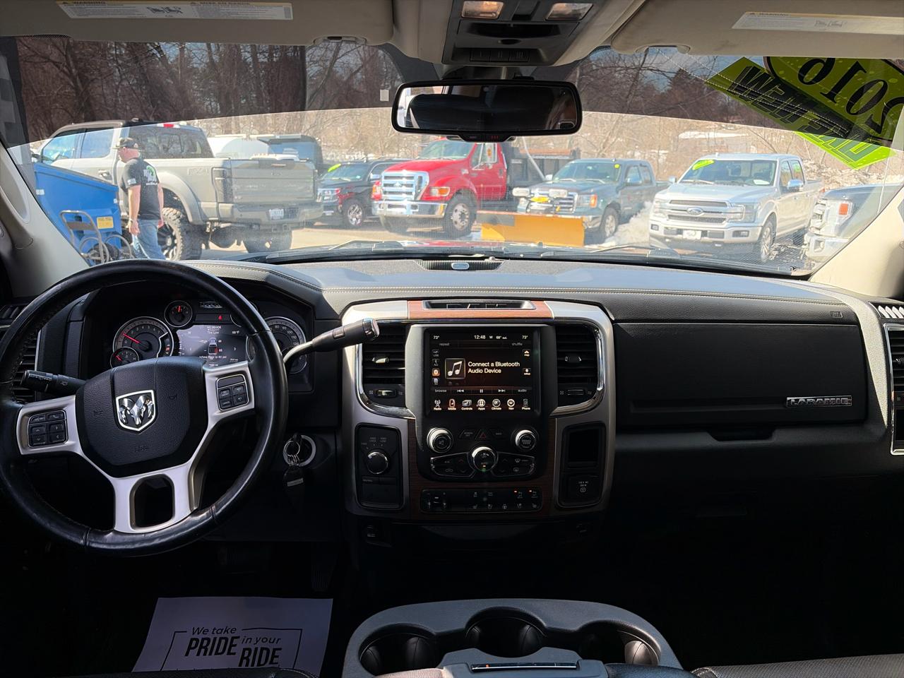 RAM 2500 Laramie Crew Cab SWB 4WD 2016