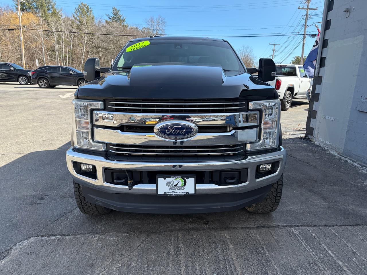 Ford F-250 SD Lariat Crew Cab Short Bed 4WD 2017