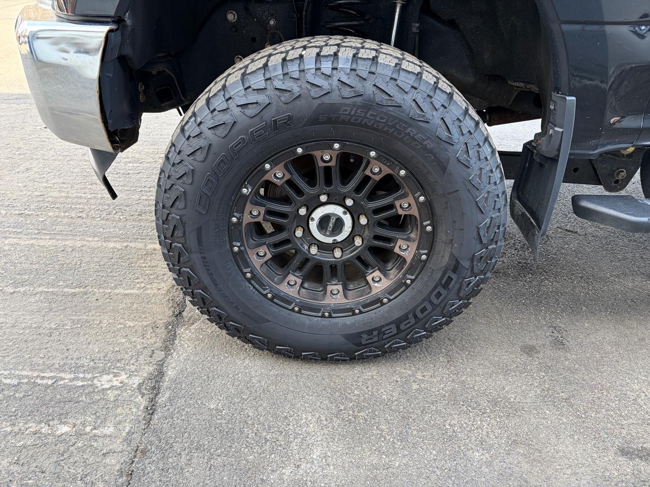 Ford F-250 SD Lariat Crew Cab Short Bed 4WD 2017