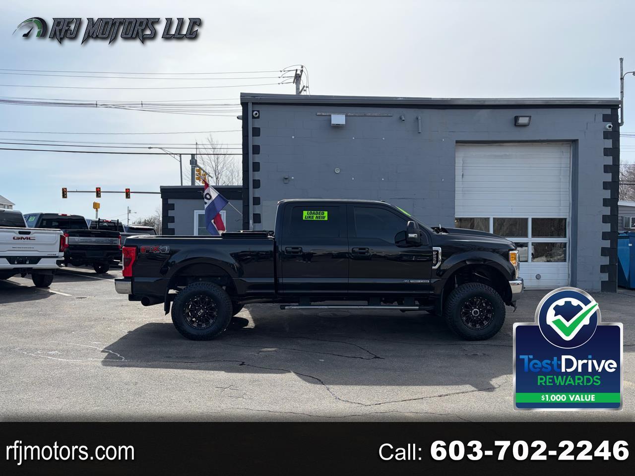 Ford F-250 SD Lariat Crew Cab Short Bed 4WD 2017