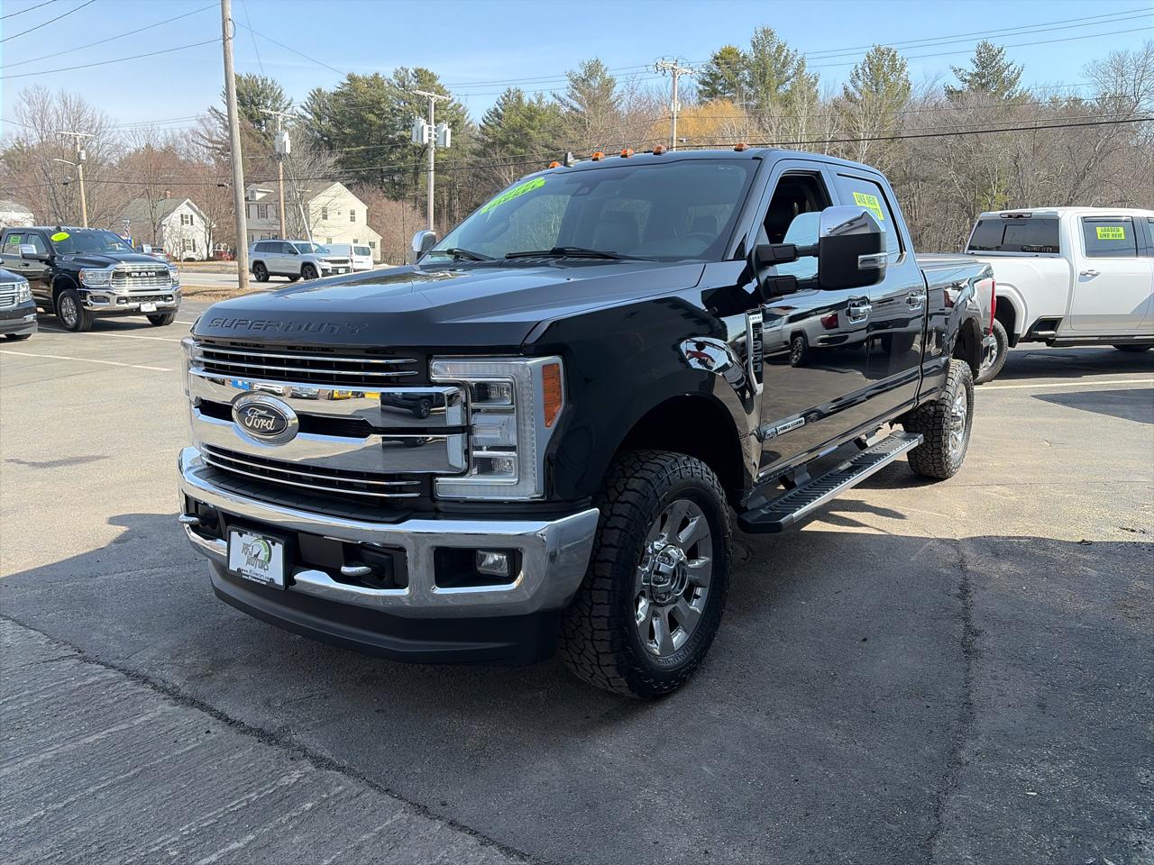 Ford F-350 SD Lariat Crew Cab 4WD 2019