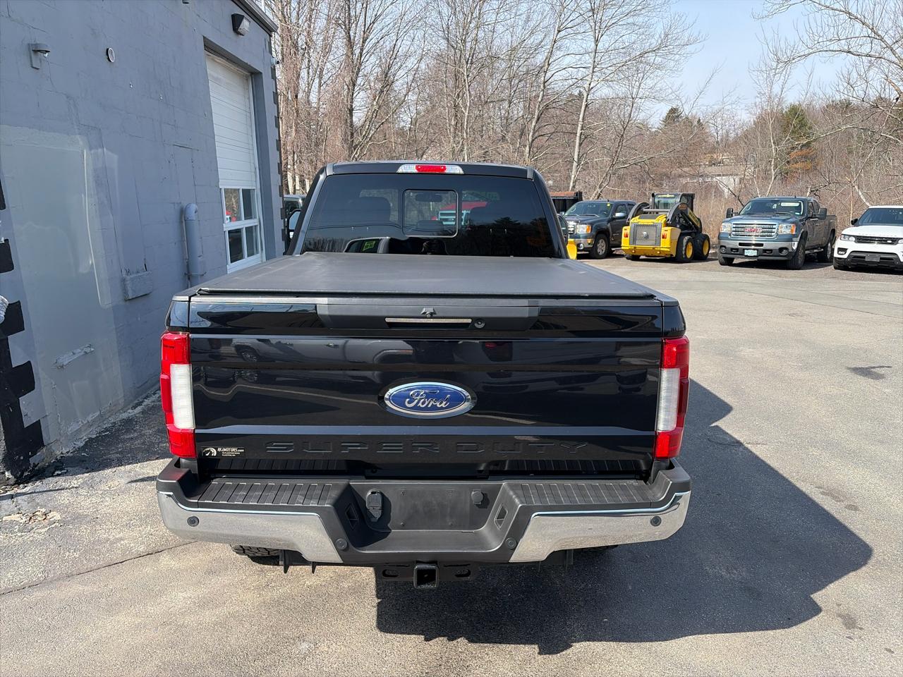 Ford F-350 SD Lariat Crew Cab 4WD 2019