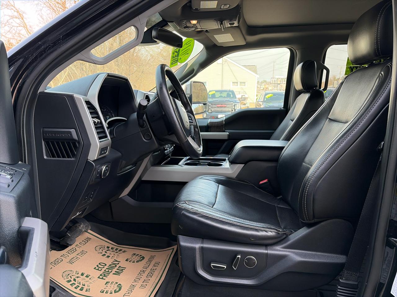 Ford F-350 SD Lariat Crew Cab 4WD 2019