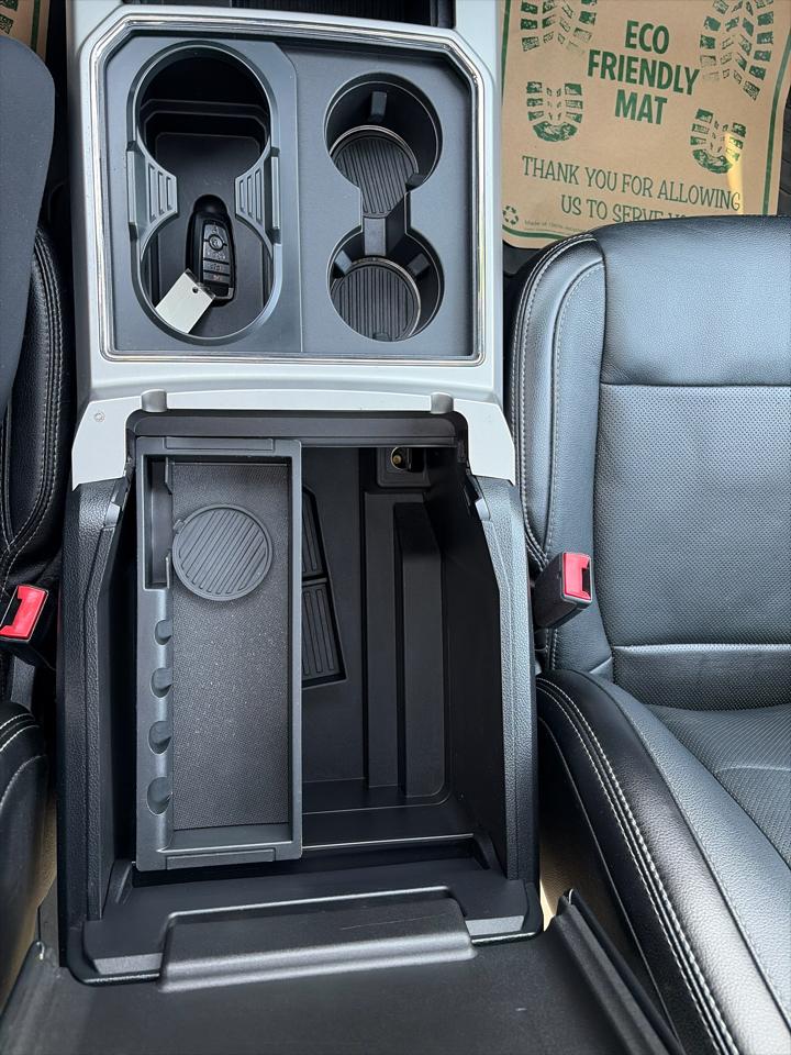 Ford F-350 SD Lariat Crew Cab 4WD 2019