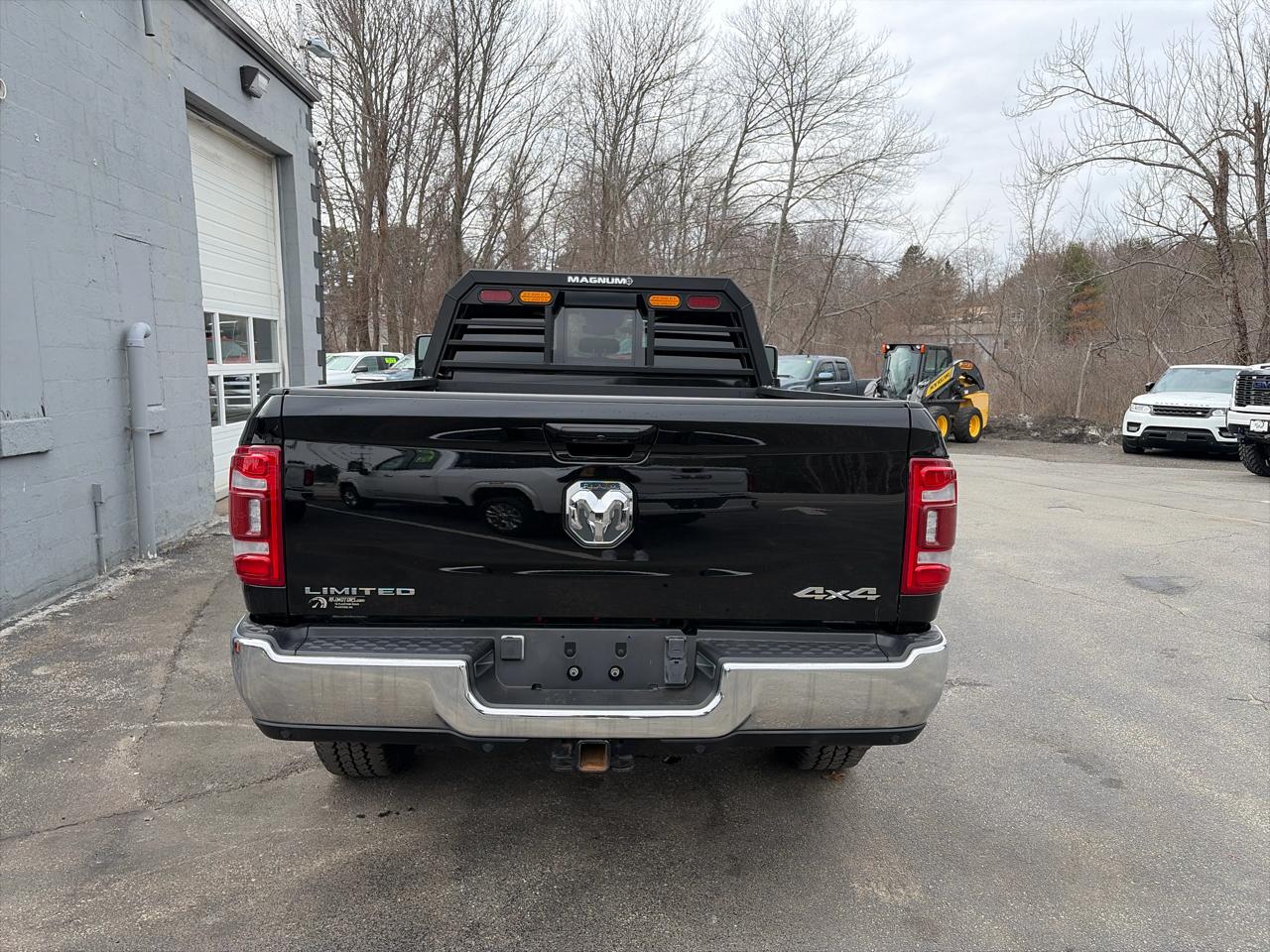 RAM 3500 Limited Crew Cab LWB 4WD 2024