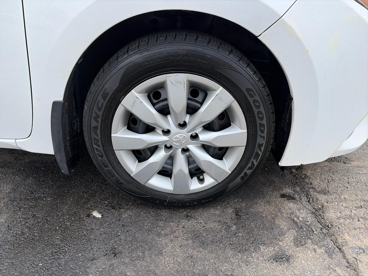 Toyota Corolla LE CVT 2014