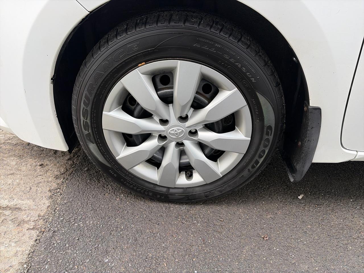 Toyota Corolla LE CVT 2014