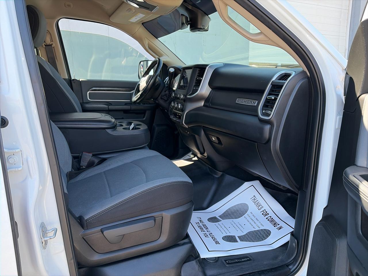 RAM 2500 Big Horn Crew Cab 4WD SWB 2020