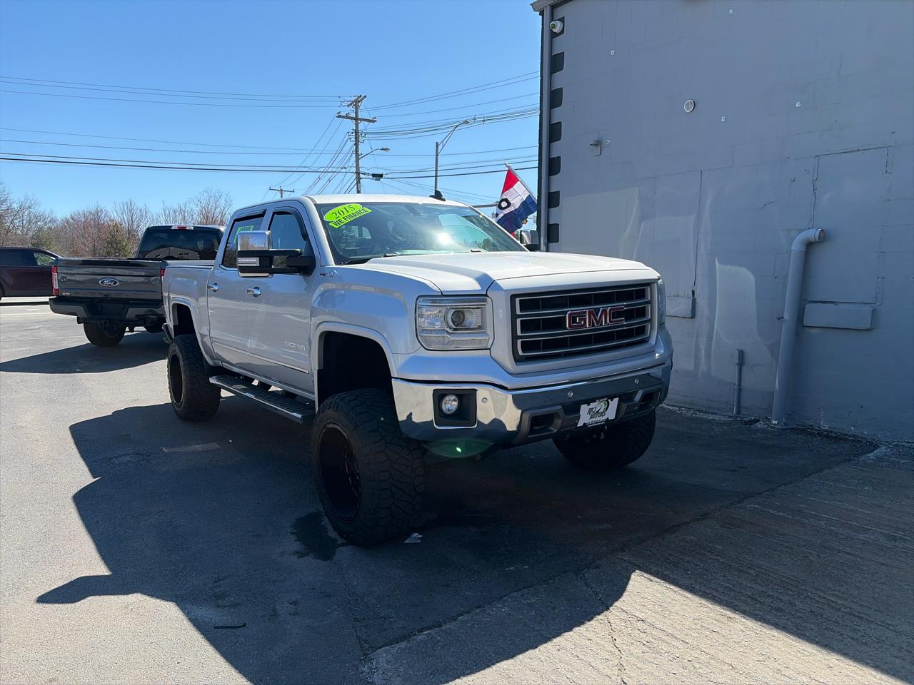 GMC Sierra 1500 SLT Crew Cab Short Bed 4WD 2015