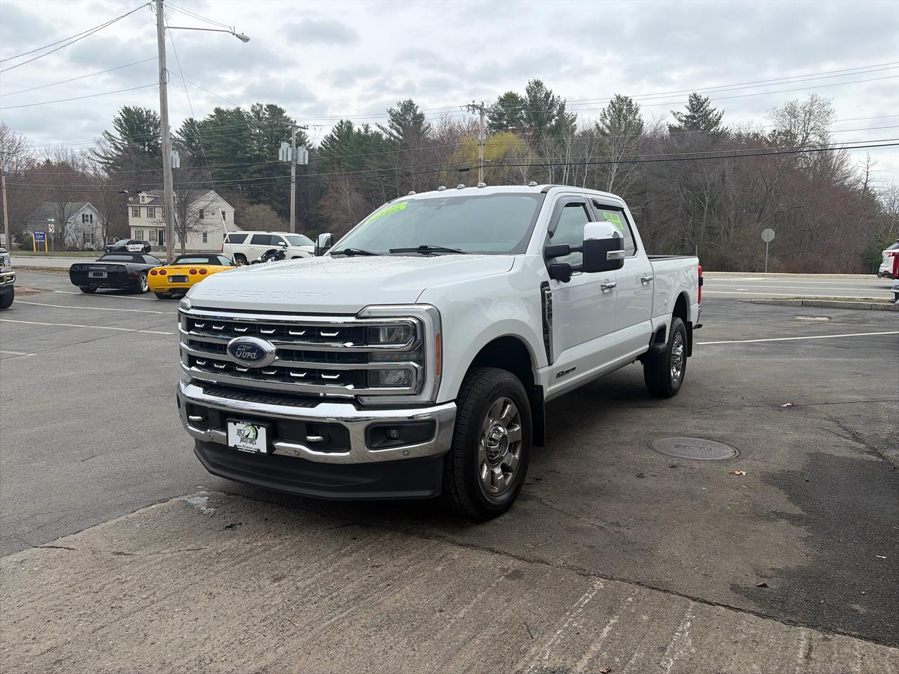 Ford F-350 SD Lariat Crew Cab 4WD 2023