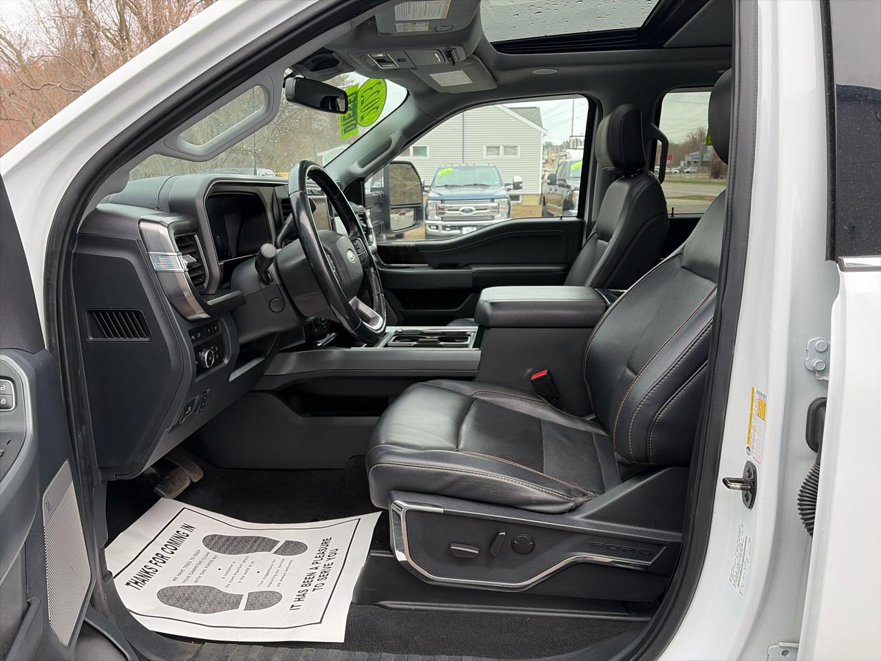 Ford F-350 SD Lariat Crew Cab 4WD 2023