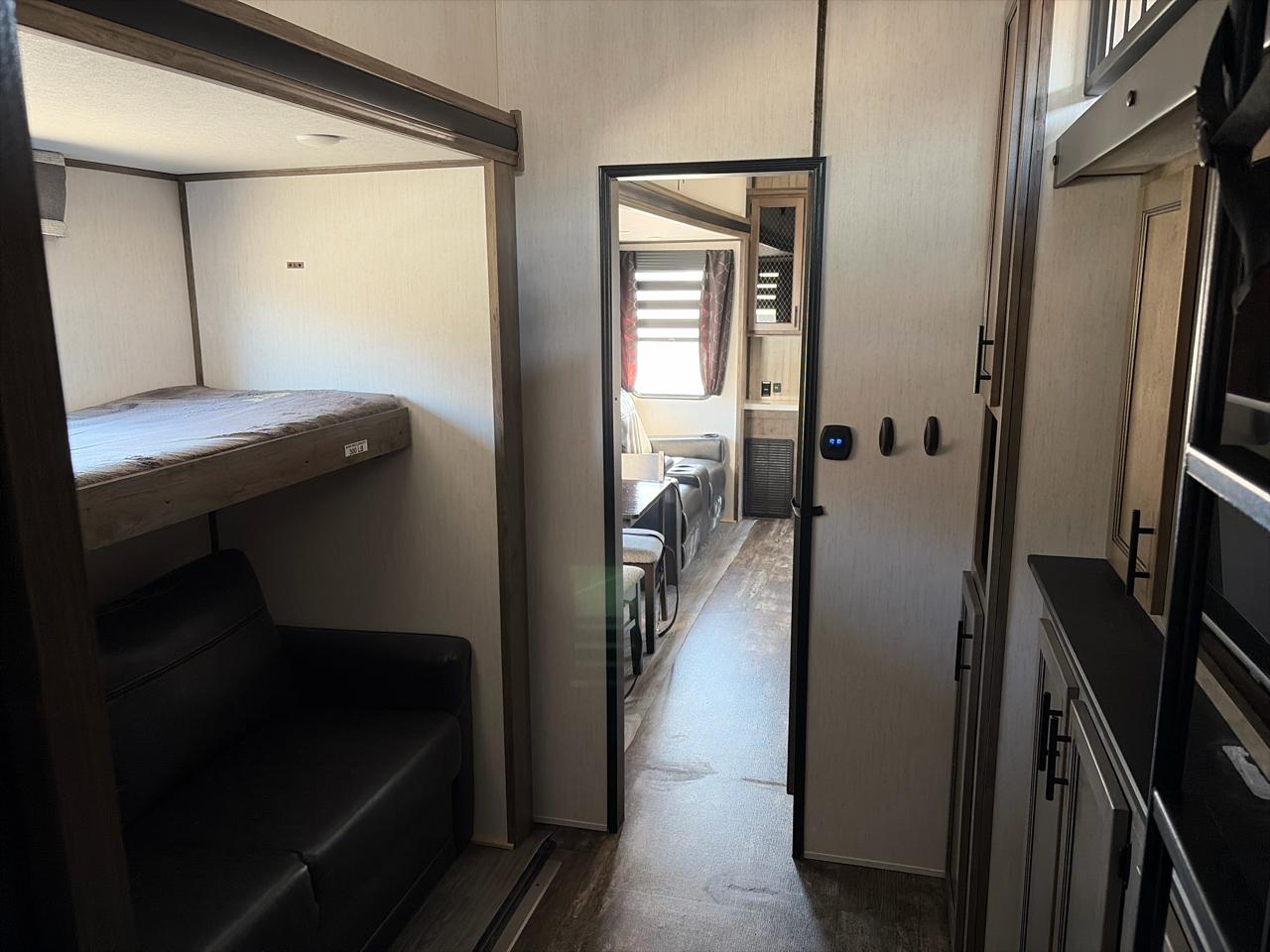 Forest River Sabre  2021