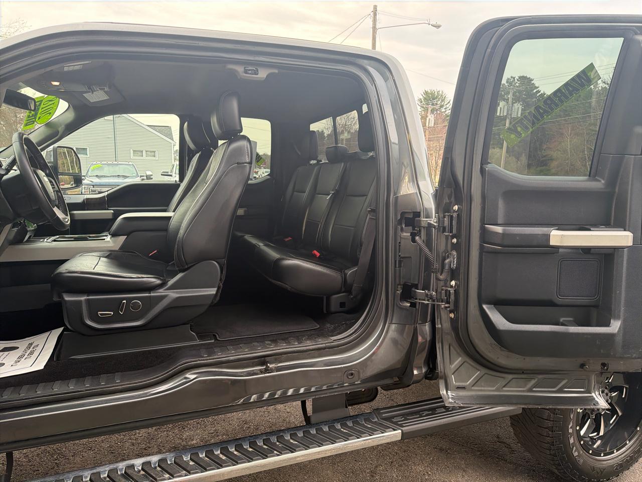 Ford F-350 SD Lariat SuperCab 4WD 2018