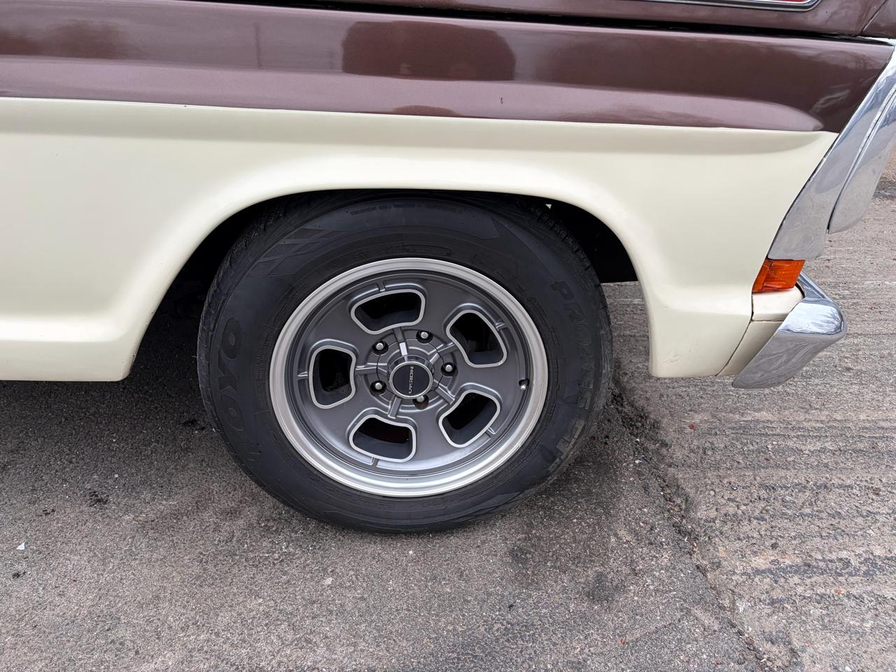 Ford F100 Custom Reg Cab 1971