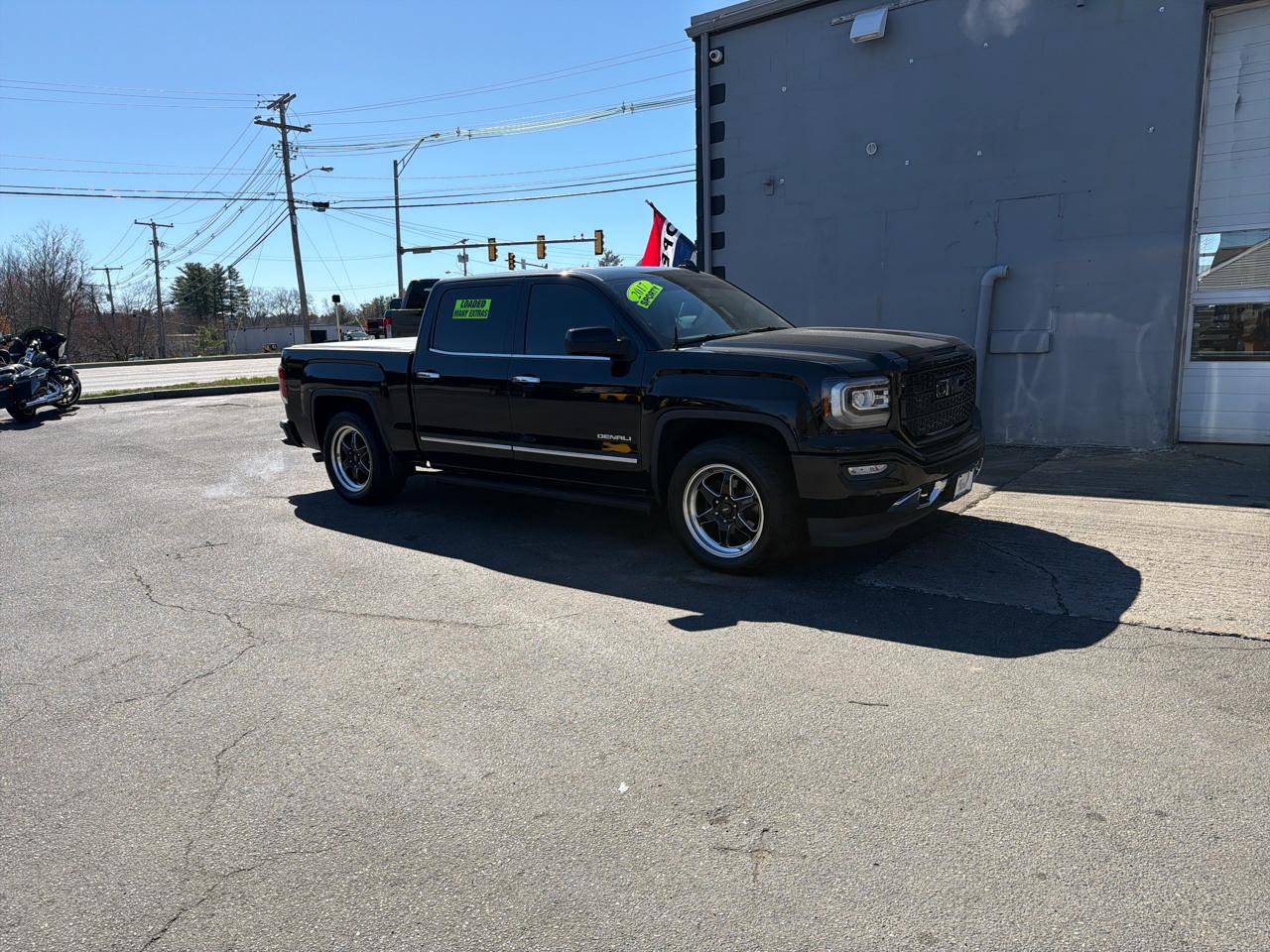 GMC Sierra 1500 Denali Crew Cab 4WD SWB 2017