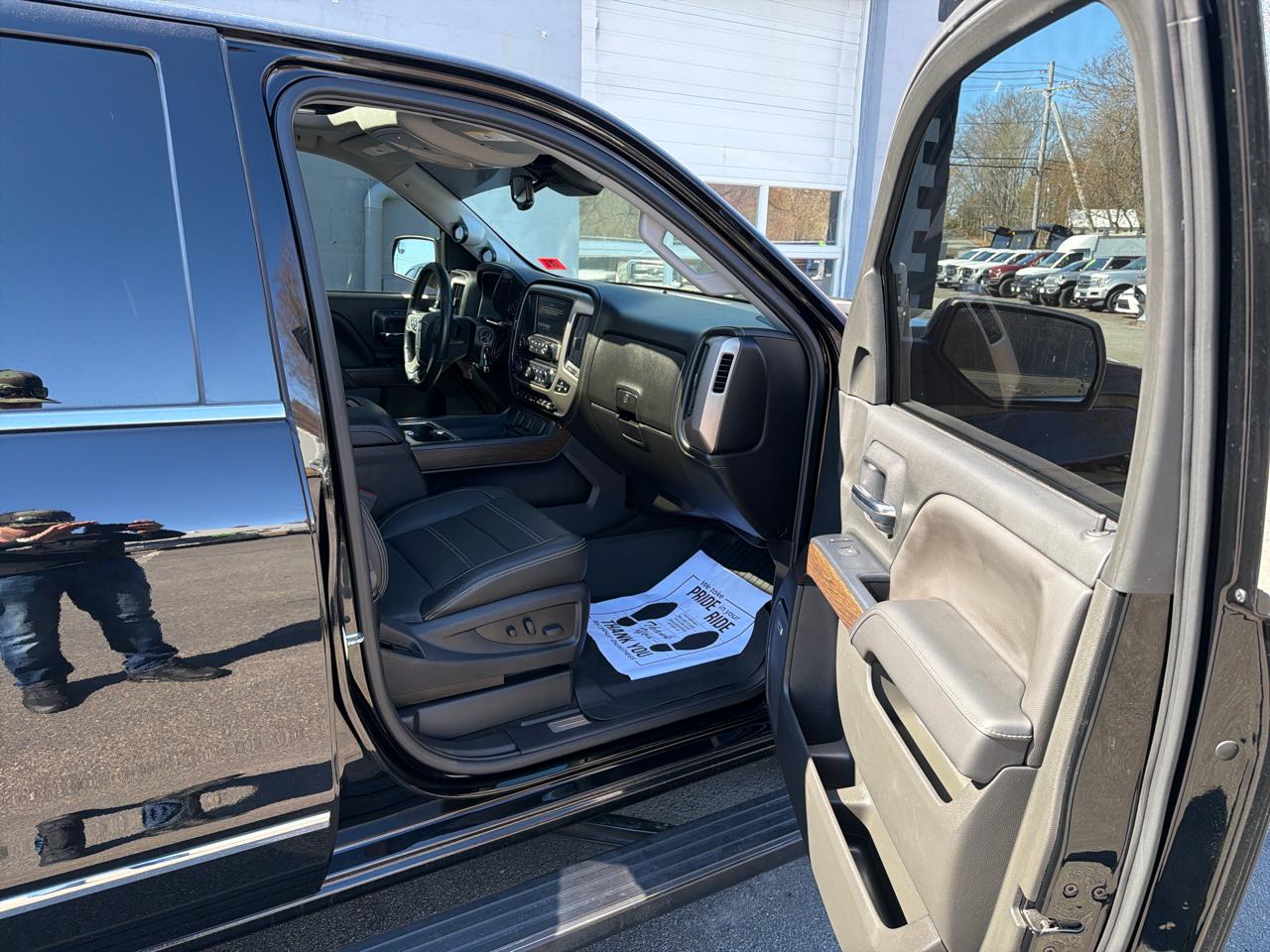 GMC Sierra 1500 Denali Crew Cab 4WD SWB 2017