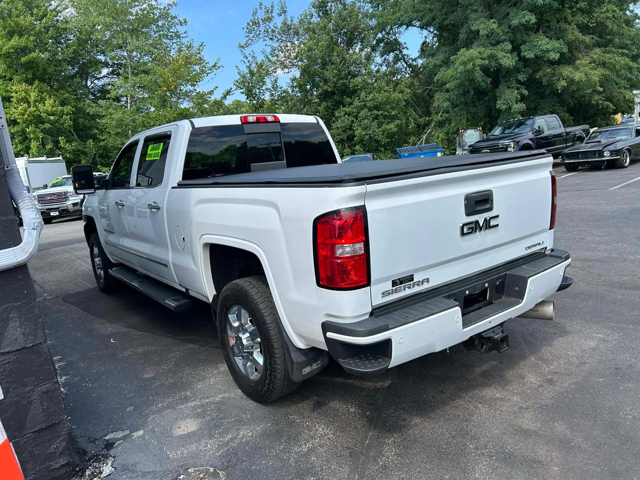 GMC Sierra 3500HD Denali Crew Cab 4WD 2019