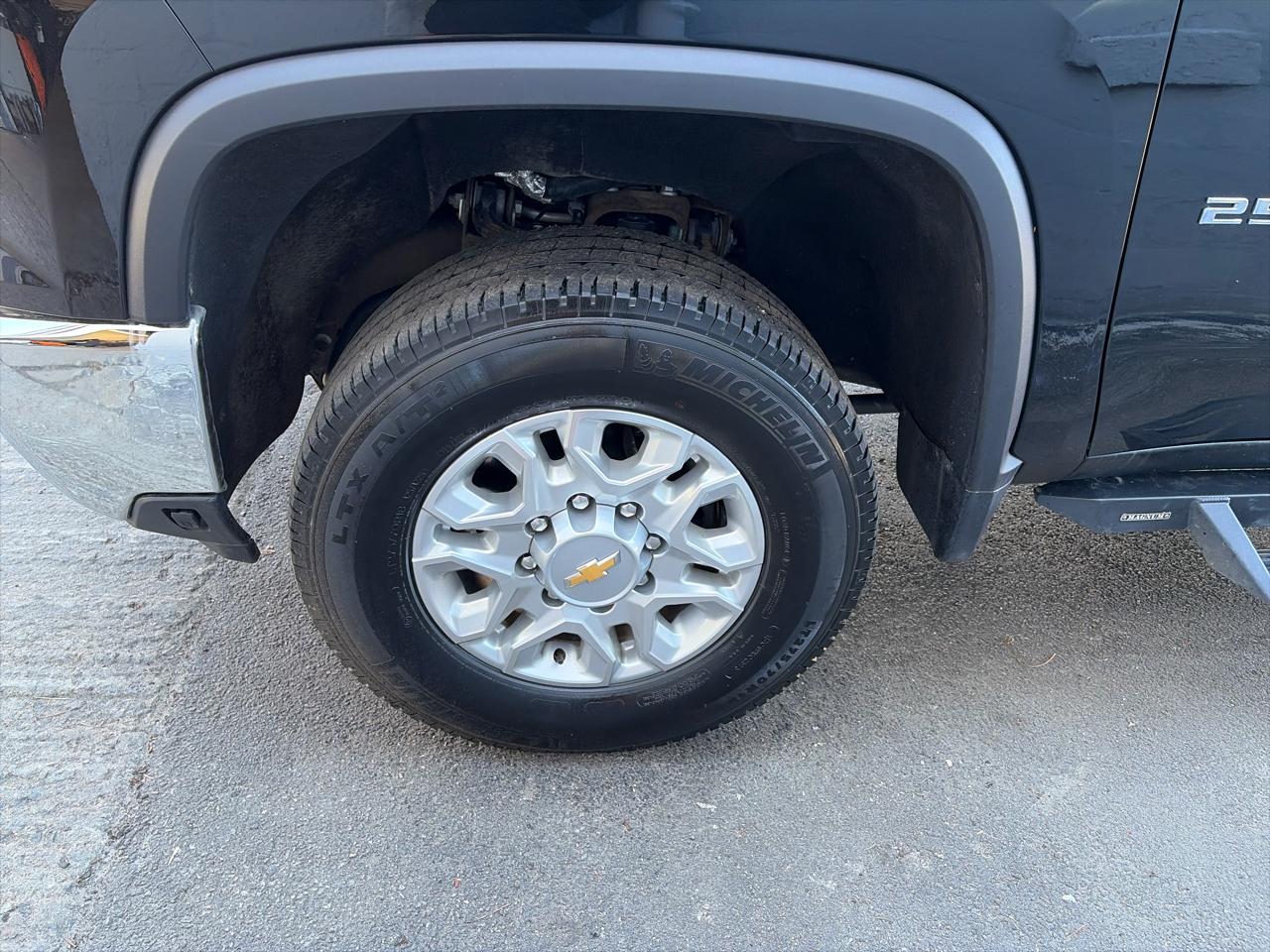 Chevrolet Silverado 2500HD LT Double Cab 4WD 2025